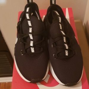 Womens Nike athletic shoe